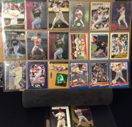 Mark McGwire Baseball Card Lot - K