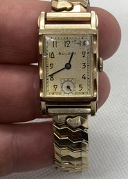 Fine Vintage 1940s Men's BULOVA TANK STYLE WATCH- 10k Gold Filled In Excellent Condition
