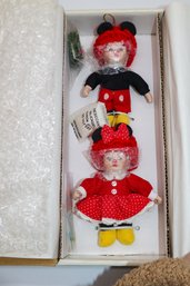 Marie Osmond Fine Porcelain 'Christmas' Collector Dolls In Original Box