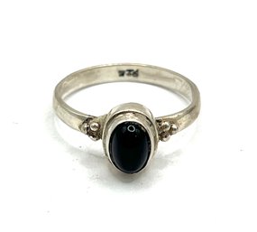Vintage Sterling Silver Onyx Color Stone Ring, Size 7.5