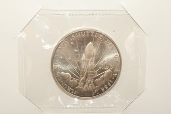 Republic Of Marshall Islands Space Shuttle Discovery $5 Dollar  Coin