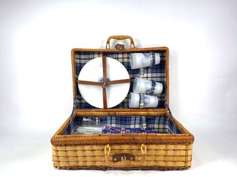 Wicker Picnic Basket With Plastic Ware And Linens