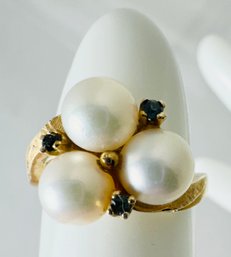 BEAUTIFUL 14K GOLD PEARL AND BLUE SAPPHIRE RING