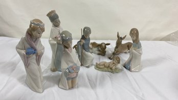 Lladro Porcelain 8 Pieces Nativity Set With Original Boxes