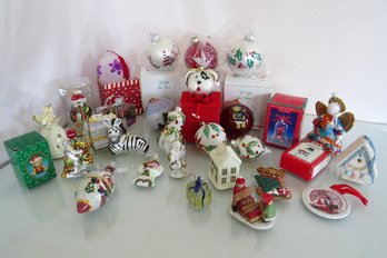 A Great Lot Of Porcelain And Glass Tree Ornaments - Gorham, Lefton China And More