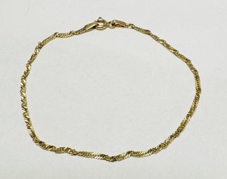 PETITE 14K GOLD TWISTED CHAIN LINK BRACELET