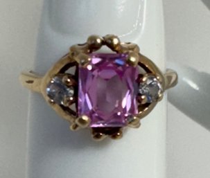 VINTAGE 10K GOLD PINK AND WHITE SAPPHIRE RING