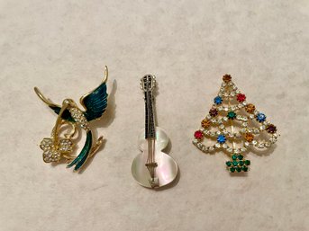 Vintage Brooches Including Enamel Hummingbird & Mother Of Pearl Violin