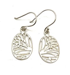 Vintage Sterling Silver Intricately Designed Flower Dangle Earrings