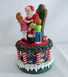 Santa Claus Is Coming To Town Music Box - Sankyo