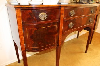 Beautiful Mahogany Inlaid Sideboard 67x23x38