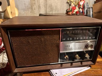 RCA Victor Vintage Am/FM Radio  In Walnut Case  1960's