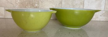 Two Vintage Pyrex Mixing Bowls