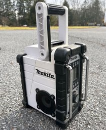 A Makita Rechargable Radio