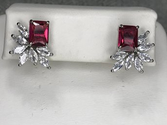 Fabulous Brand New Sterling Silver / 925 Earrings With White Zircon And Garnet Earrings - These Are AMAZING !