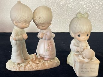 Collectible Precious Moments Figurine - Pair Of Figurines