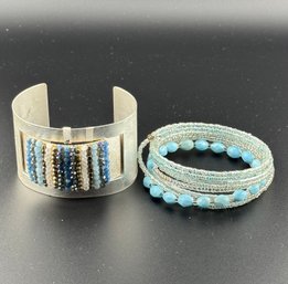 2 Bracelets