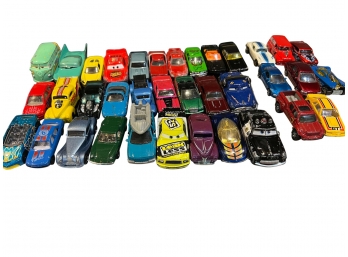 Assorted Hotwheels And Matchbox Cars (36)