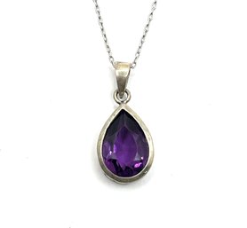 Vintage Italian Sterling Silver Chain With Purple Color Stone Pendant