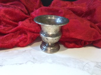 STERLING SILVER SMALL VASE 58 GRAMS