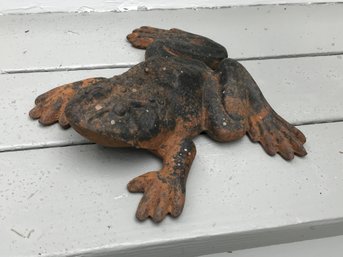 Wonderful Antique Cast Iron Garden Frog - Amazing Old Patina - This Old Guy Has Been Around For YEARS !