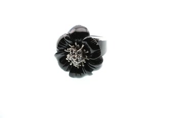 Designer Sterling Silver Onyx Flower Ring Size 7