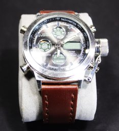 Contemporary Stainless Steel Japanese Quartz Movement Wristwatch