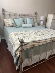 Wesley Allen King Size Metal Bed Frame With A Burnished Antique Finish - Mattress/bedding/linens Included!