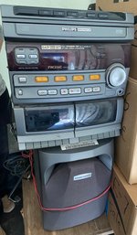 Phillips Magnavox Three CD Rotary Changer System