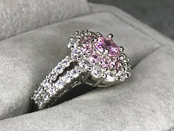 Lovely 925 / Sterling Silver Ring Encrusted With Sparkling White Zircons And Pink Tourmaline - Very Nice - NEW