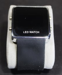 Contemporary Japanese LED Quartz Movement Wristwatch Black Band