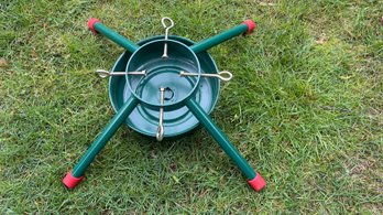 LifeTime Welded Christmas Tree Stand (Model No. 7304-LC)