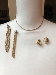 4 Pcs Monet Goldtone Jewelry Vintage