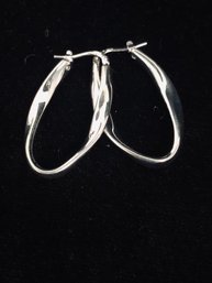 Oval Swivel Silver Hoop Earrings 576