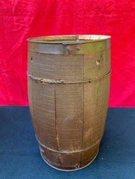 Vintage Wooden Barrel/ Keg/Whiskey, Nail Keg