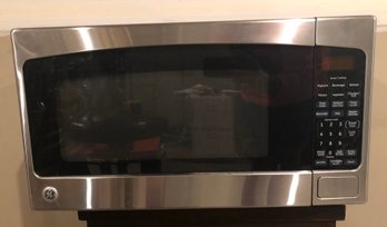 GE Microwave Oven