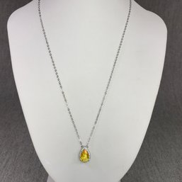 Lovely Brand New Never Worn 925 / Sterling Silver Necklace With White And Yellow Topaz - Very Pretty !