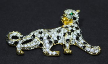 Fine Gold Tone Good Quality Rhinestone Costume Brooch Of A Leopard