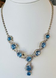 BEAUTIFUL SILVER TONE BLUE AND WHITE RHINESTONE PRONG SET NECKLACE