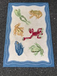 Hand-Hooked Accent Rug With Frog Motif