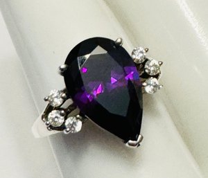 SIGNED DQ STERLING SILVER PURPLE AND WHITE CZ RING