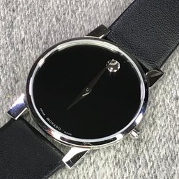 Beautiful $550 Mens / Unisex MOVADO MUSEUM Watch - Silver Case / Original Black Leather Strap  - Original Box