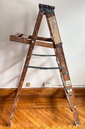 5 Foot Wood Folding Step Ladder