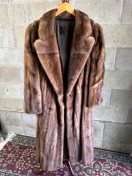 Oscar De La Renta Dittrich Natural Lunaraine Female Mink Fur Coat With 1984 Appraisal