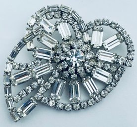 LARGE GORGEOUS SILVER TONE ROUND & BAGUETTE RHINESTONE BROOCH