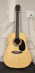 Excellent Rogue Guitar Fine Instruments Dreadnought RA090-NA Made In China.  RC-b1