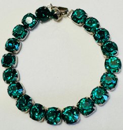 LARGER SIZE VINTAGE EMERALD GREEN RHINESTONE BRACELET