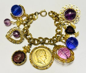 CHUNKY AND FUN VINTAGE GOLD TONE PLASTIC AND GLASS AMETHYST COLOR CHARM BRACELET