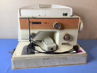 Riccar Sewing Machine