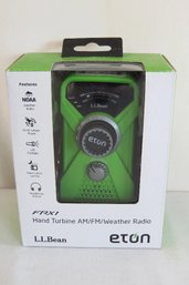 L. L. Bean ETON Hand Turbine Powered AM/FM/weather Radio - Appears New